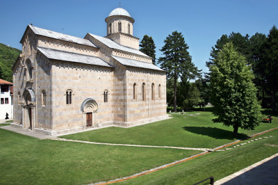 STORICA ESTERNI: Kossovo, monastero Decani, presidio UNESCO